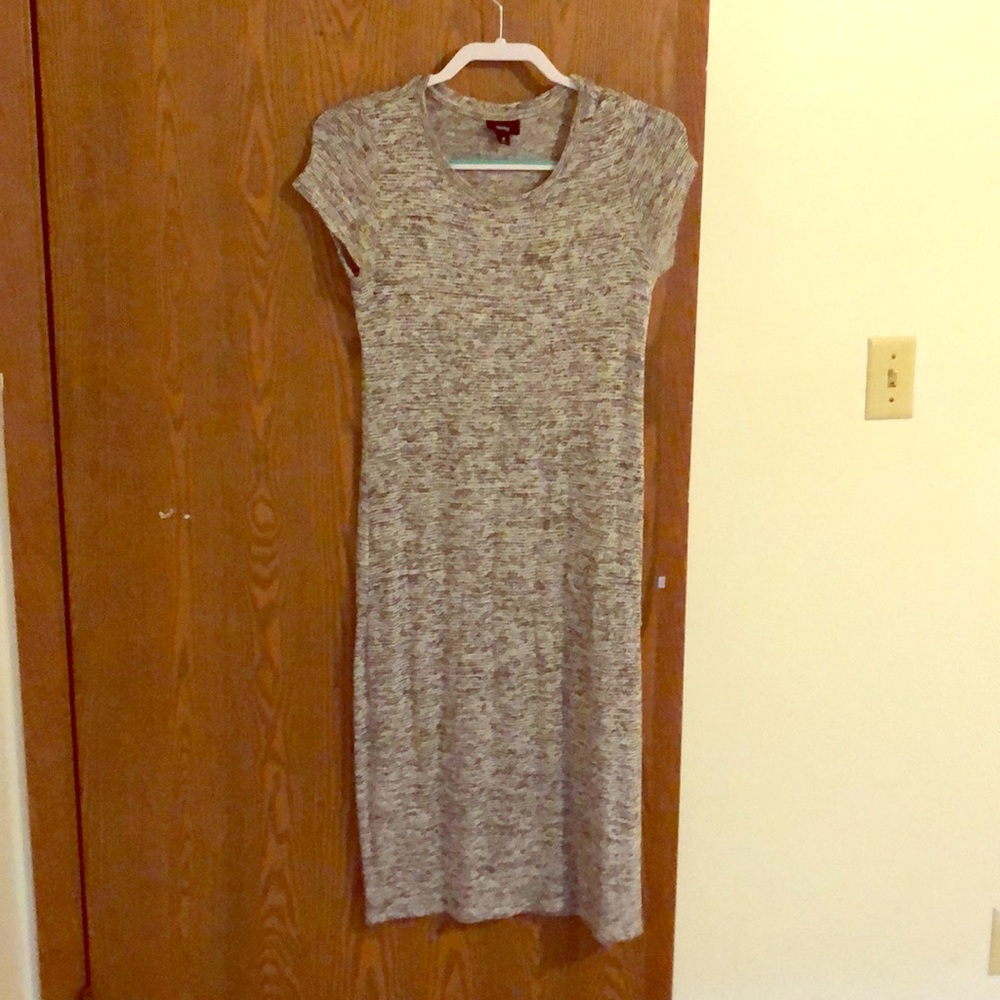Long dress with slit